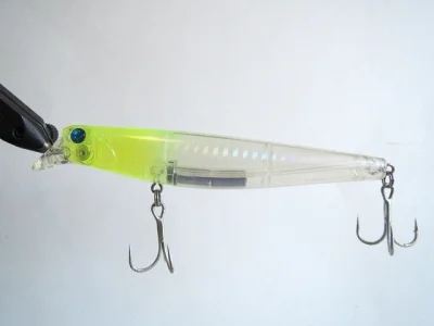 Tiemco Gaina 105 (Color #28)